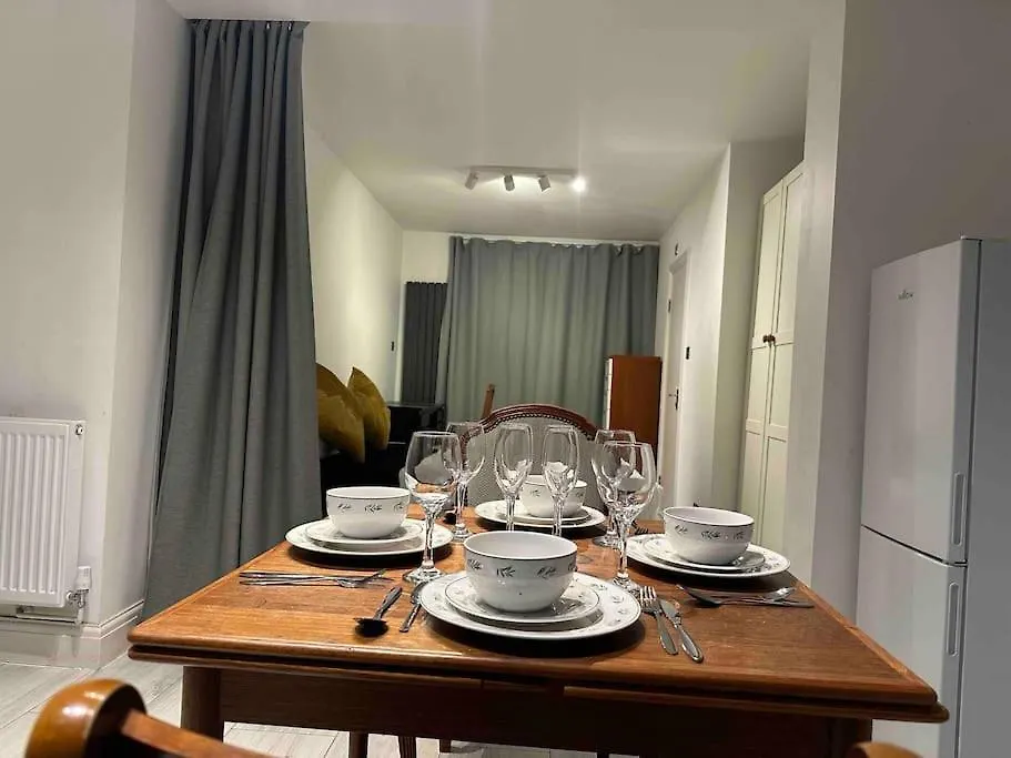 Large 4Br With 4En-Suite Bath Rooms Family House In Canary Wharf Londýn