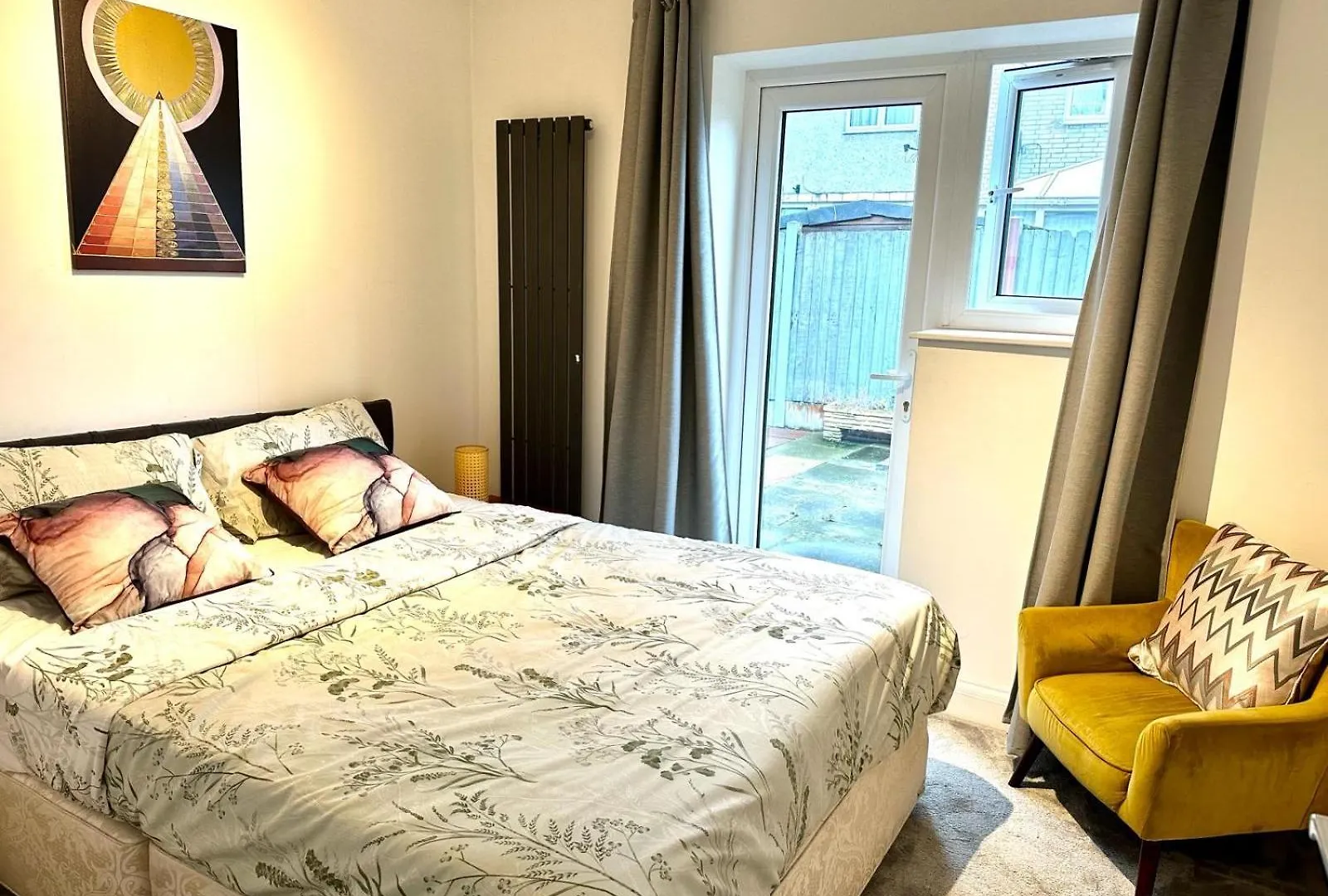Large 4Br With 4En-Suite Bath Rooms Family House In Canary Wharf Londýn